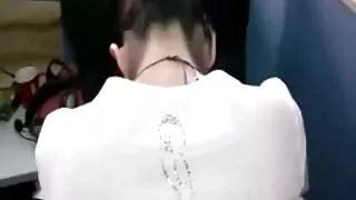 淫蕩的女阿爾瑪甩掉了她的雞巴
