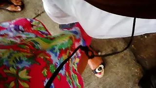 沮喪的學生津津樂道的老師吸了雞巴