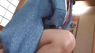日本夫婦熟練地記錄私人色情片