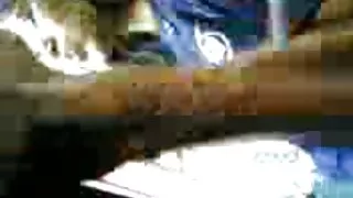 好奇的小妞同意與兩個男人發生性關係