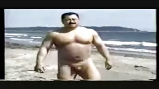 俄羅斯小雞奧爾加perepila和一個朋友性交