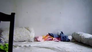 狂野的戀人他媽的在一個廢棄的沙灘上