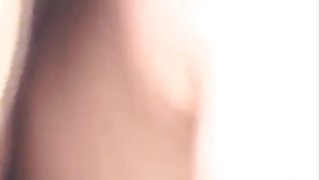 女同性戀者愛撫肛門孔