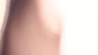 女同性戀者愛撫肛門孔