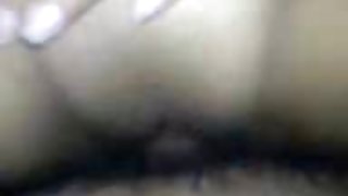 美麗的女朋友邀請一個人去參觀性愛
